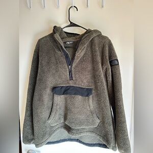 NORTH FACE PULLOVER